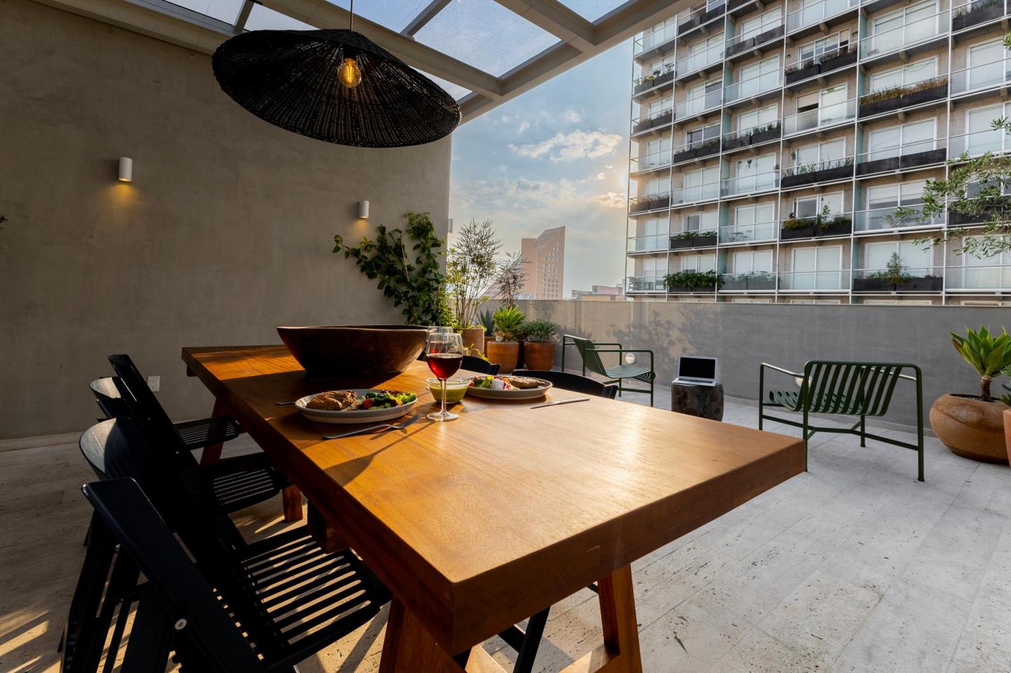 Capitalia - Luxury Apartments - Edgar Allan Poe Mexico City Exterior photo